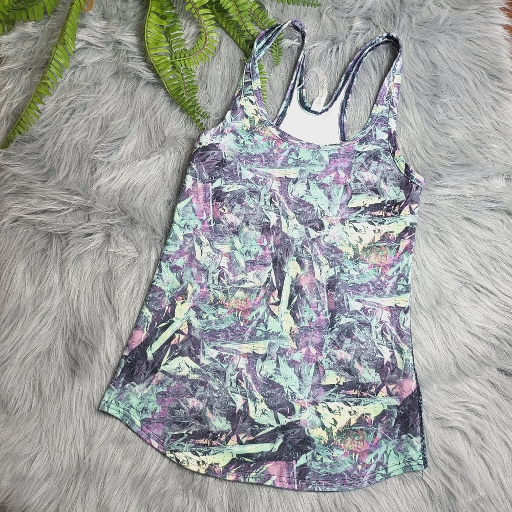 Lululemon Women’s Essential Tank Top Racerback Sleeveless Multicolor 6 RARE